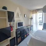 T2 Avec Terrasse, Clim Dans Le Salon, Parking A Quelques Pas Des Plages *